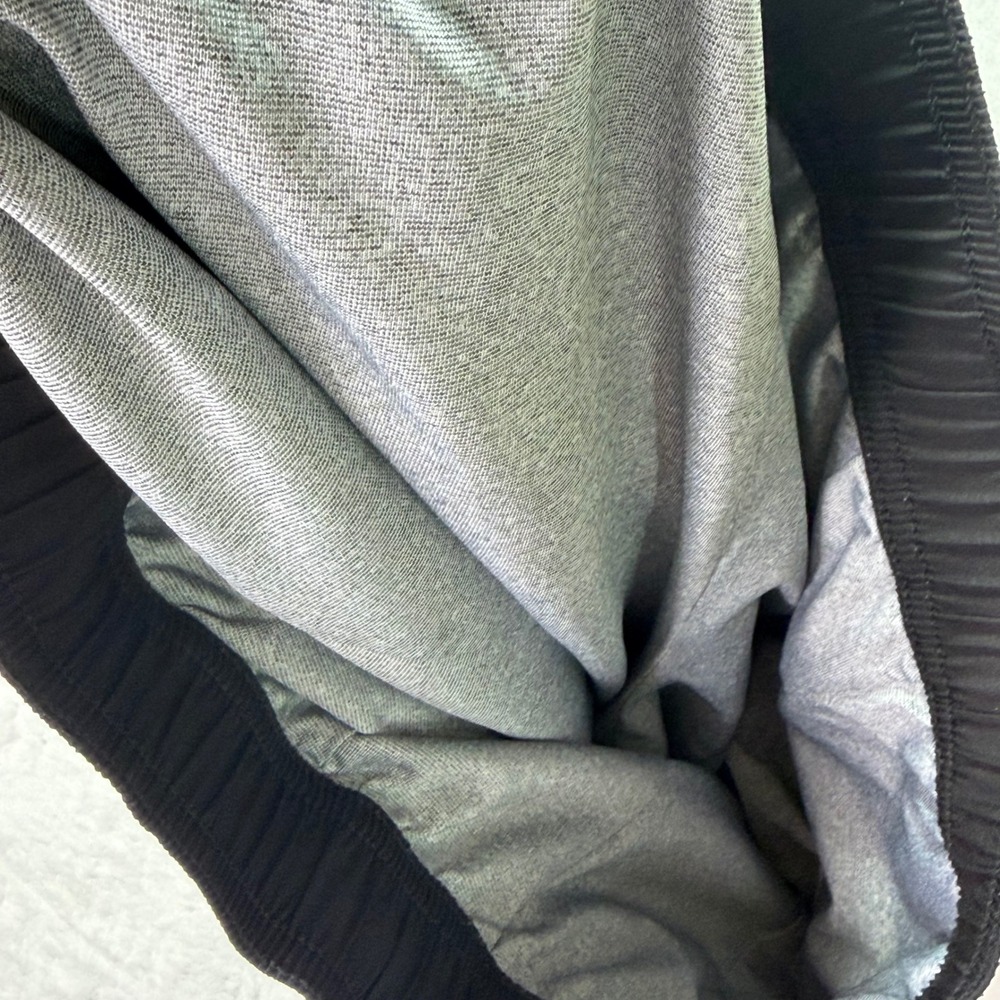 Vuori Kore Performance Athletic Shorts Black Small - Picture 8 of 10